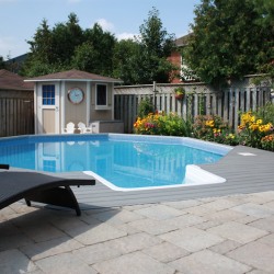 Swimming pool 50